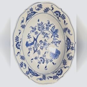 Blue Danube "Blue Danube" 10 Inch Vegetable Bowl